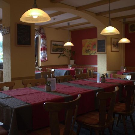 Gasthaus Trifelsblick Wernersberg Exteriör bild