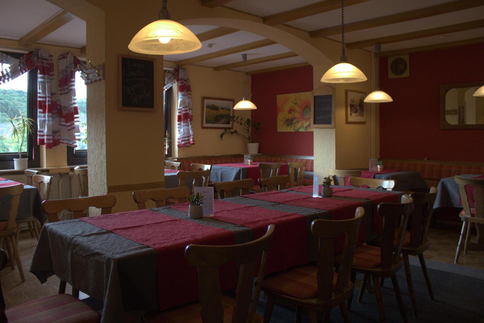 Gasthaus Trifelsblick Wernersberg Exteriör bild