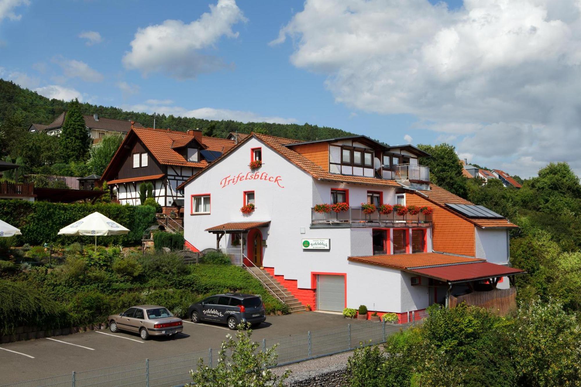 Gasthaus Trifelsblick Wernersberg Exteriör bild